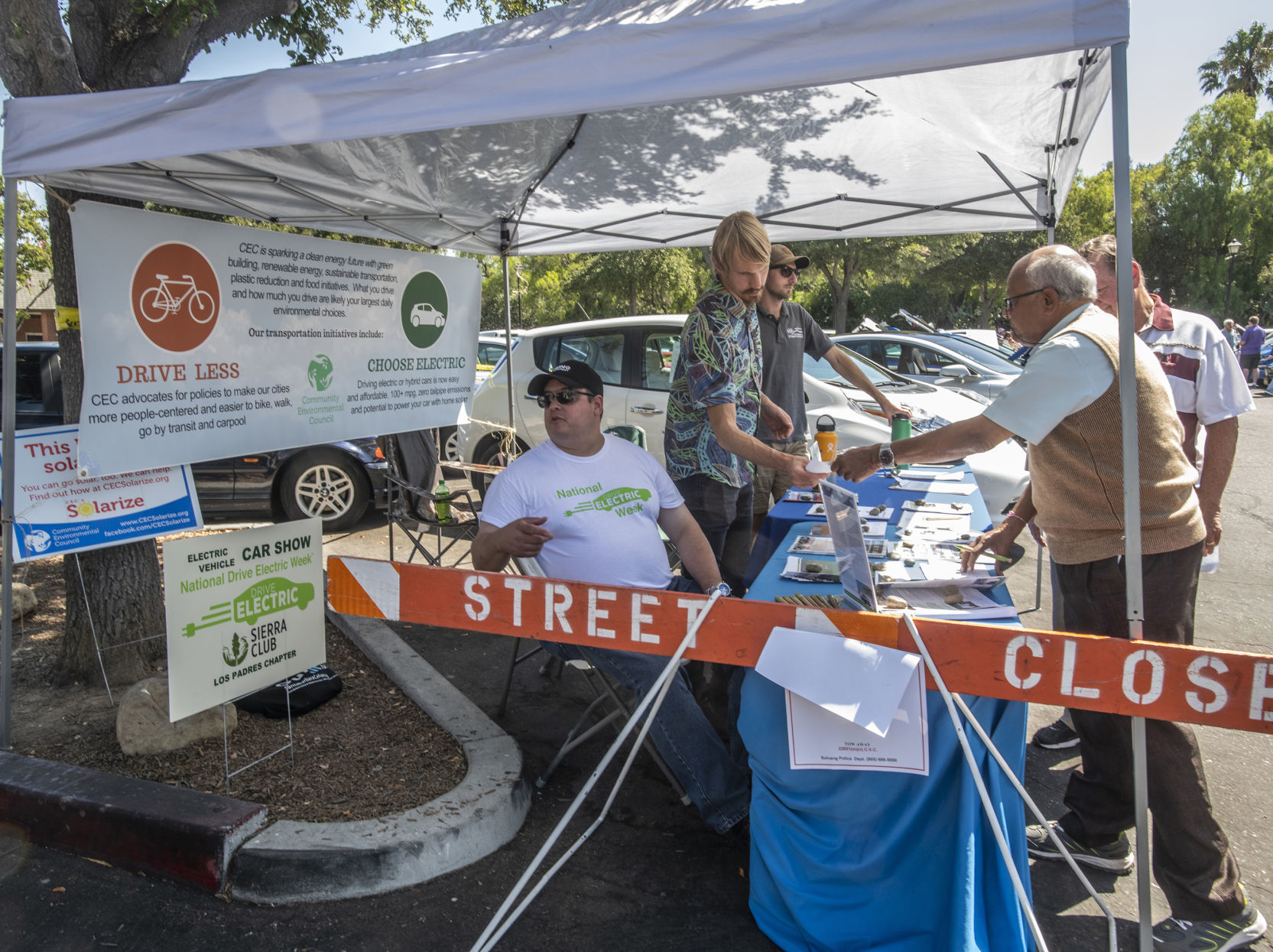 09082018 electric car show 9.jpg